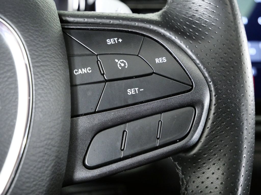 Thumbnail: 2022 Dodge Durango - 43