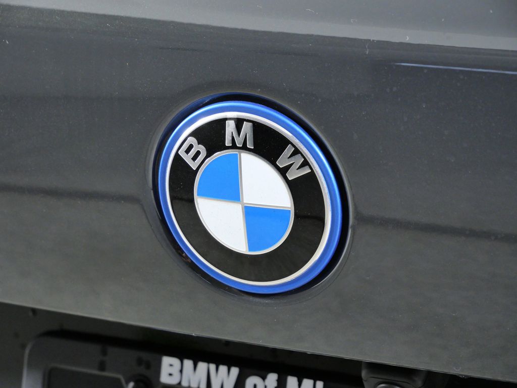 Thumbnail: 2026 BMW X5 - 11