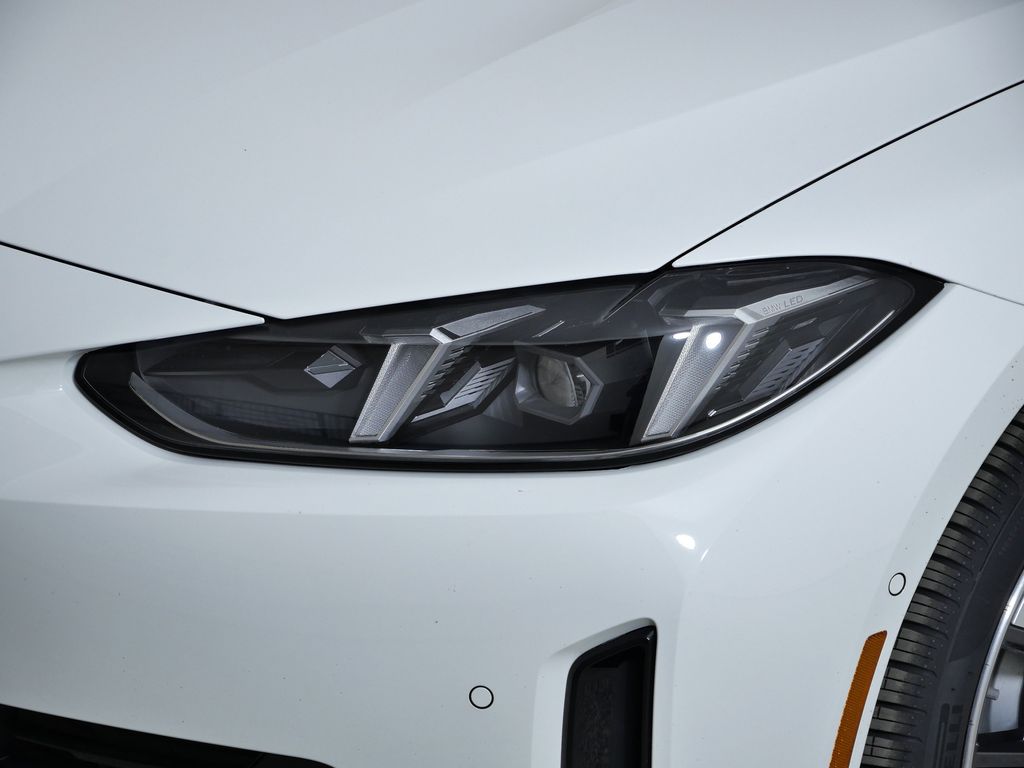 Thumbnail: 2026 BMW i4 - 3