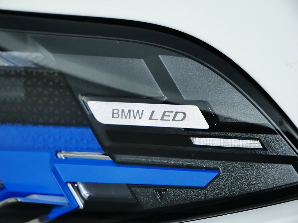 Thumbnail: 2026 BMW X5 - 17