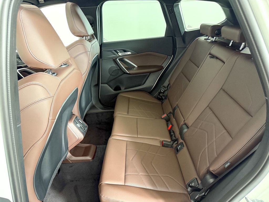 Thumbnail: 2025 BMW X1 - 30