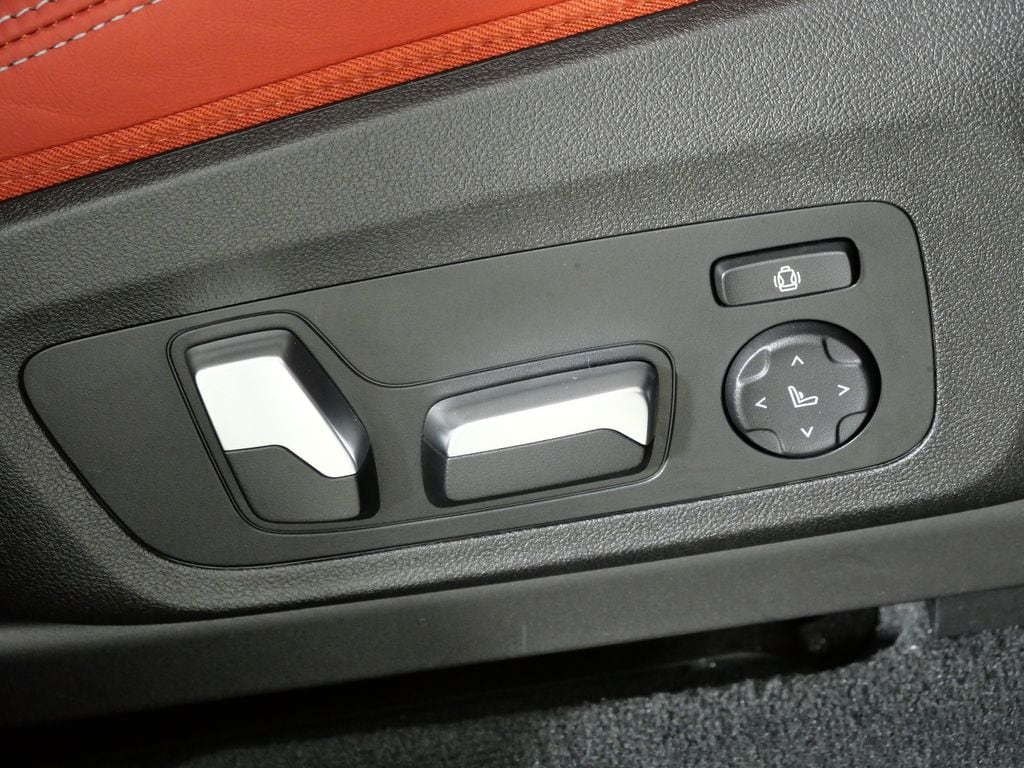 Thumbnail: 2023 BMW X3 - 23