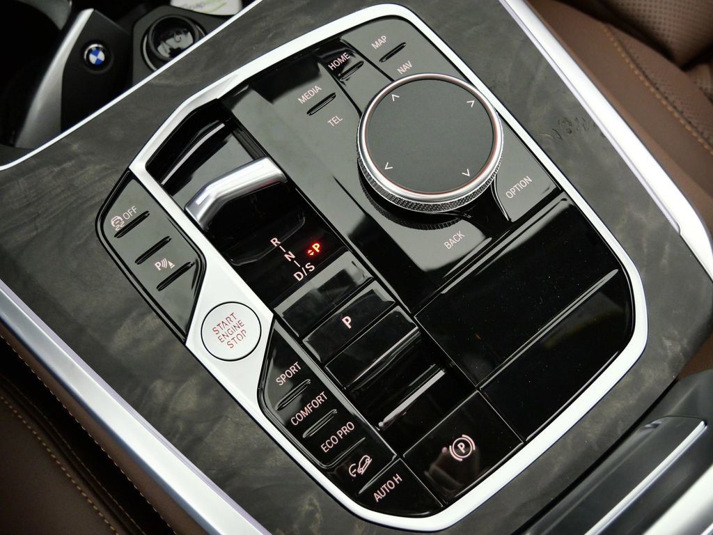 Thumbnail: 2026 BMW X5 - 50