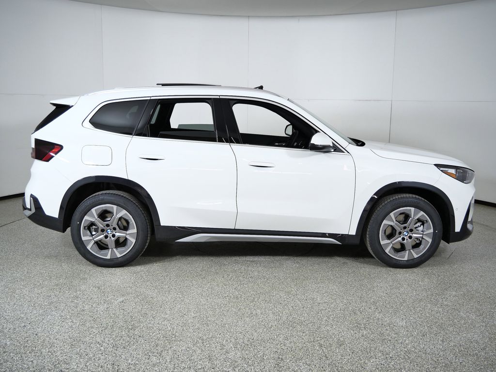 Thumbnail: 2026 BMW X1 - 8