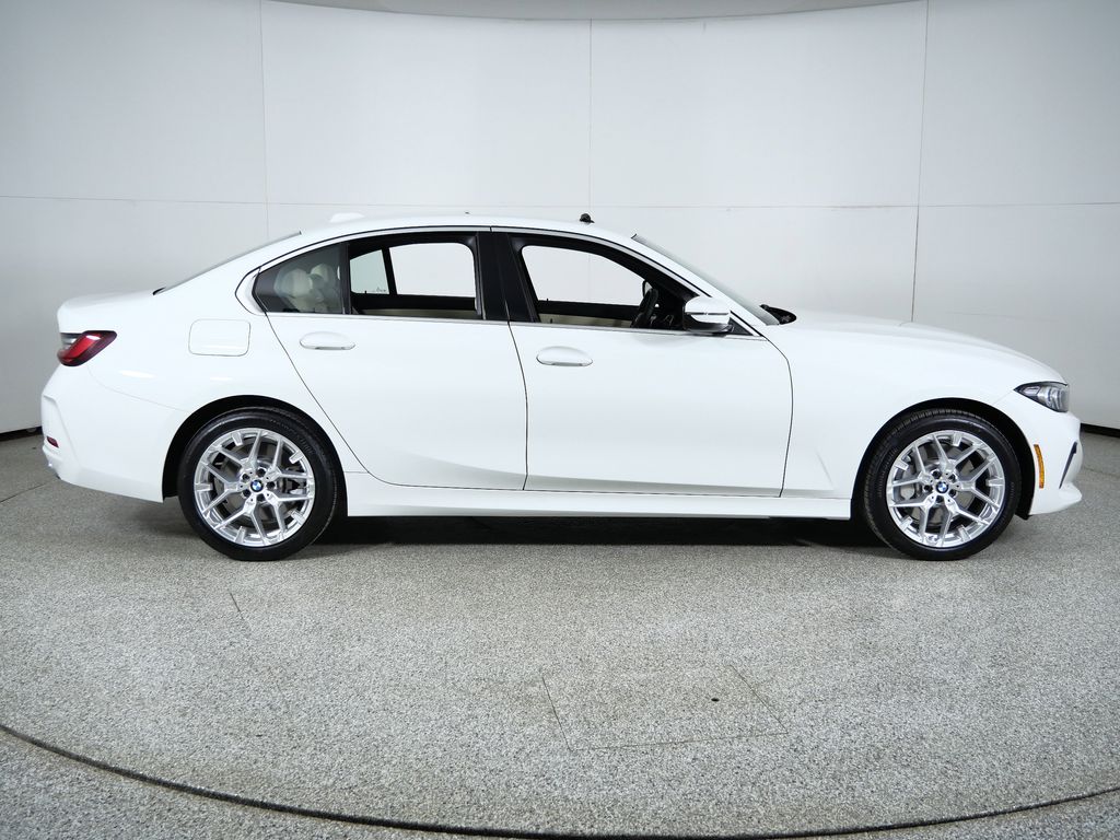 Thumbnail: 2025 BMW 3 Series - 10