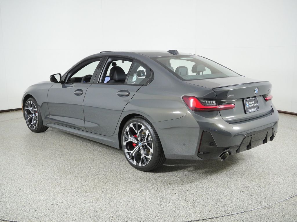 Thumbnail: 2026 BMW 3 Series - 14