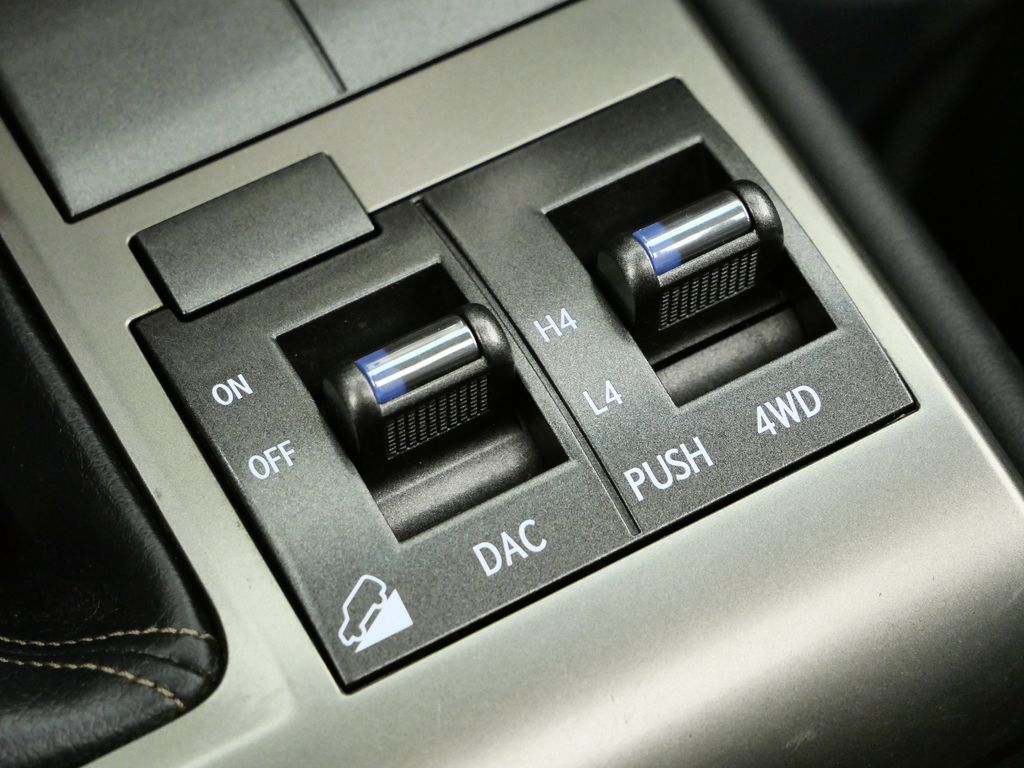 Thumbnail: 2014 Lexus GX - 45