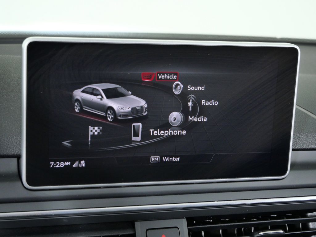 Thumbnail: 2018 Audi S4 - 44