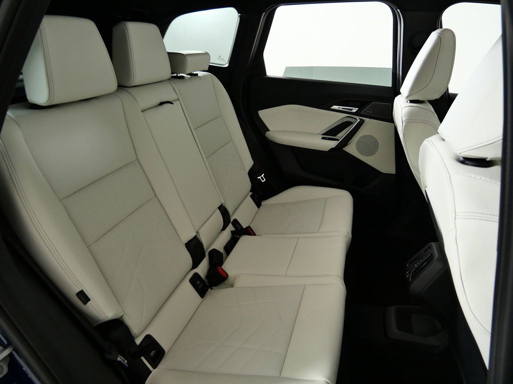 Thumbnail: 2026 BMW X1 - 25