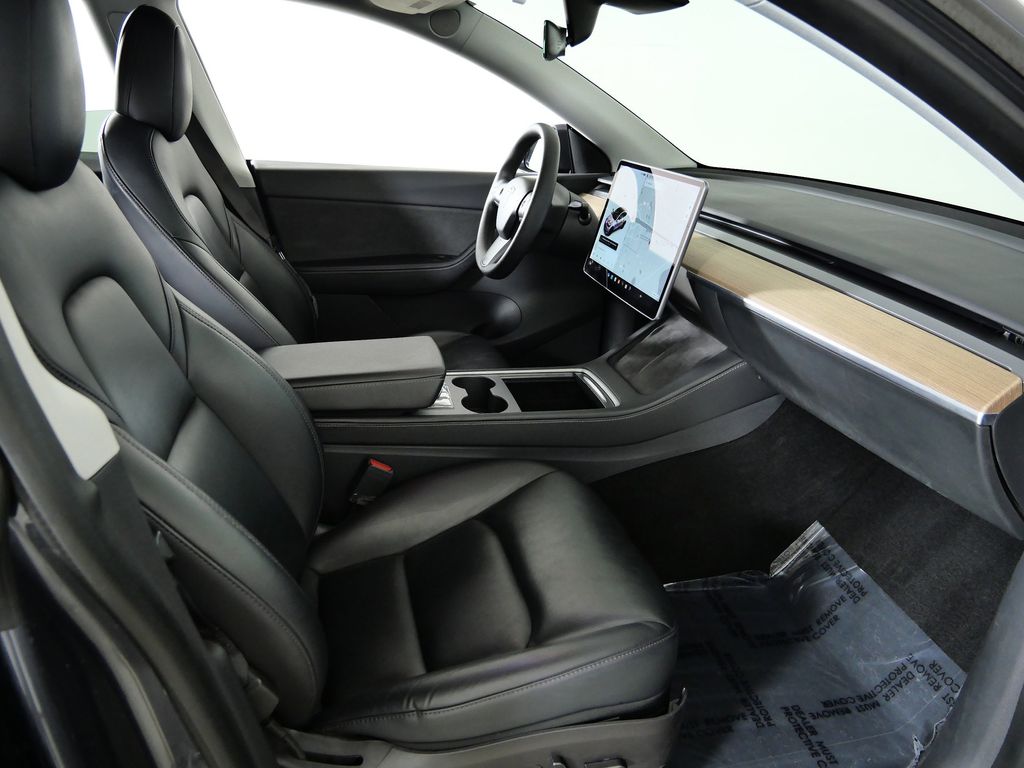 Thumbnail: 2021 Tesla Model Y - 20