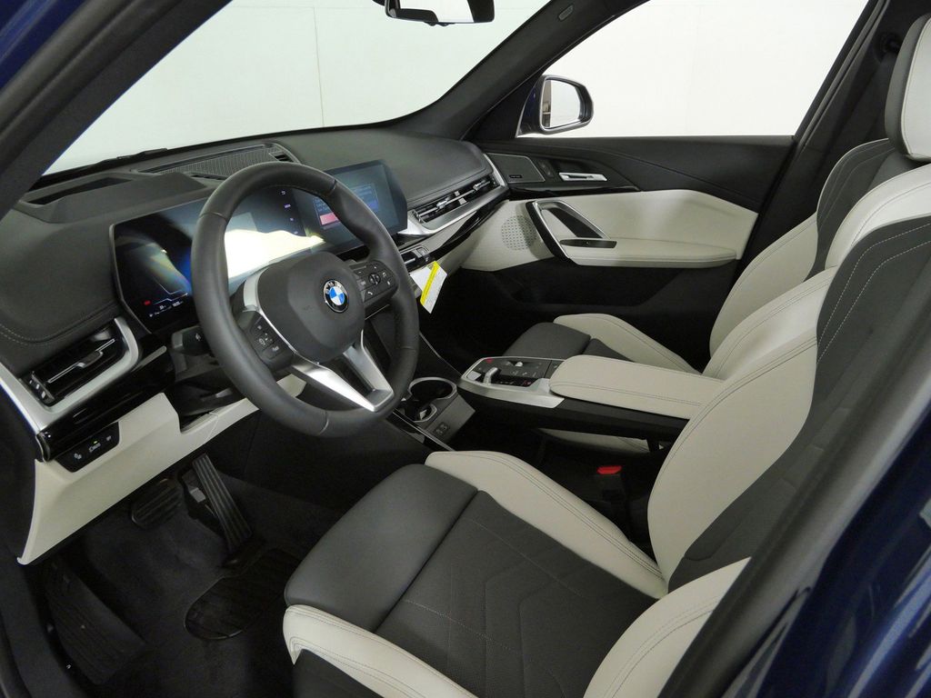 Thumbnail: 2026 BMW X1 - 32