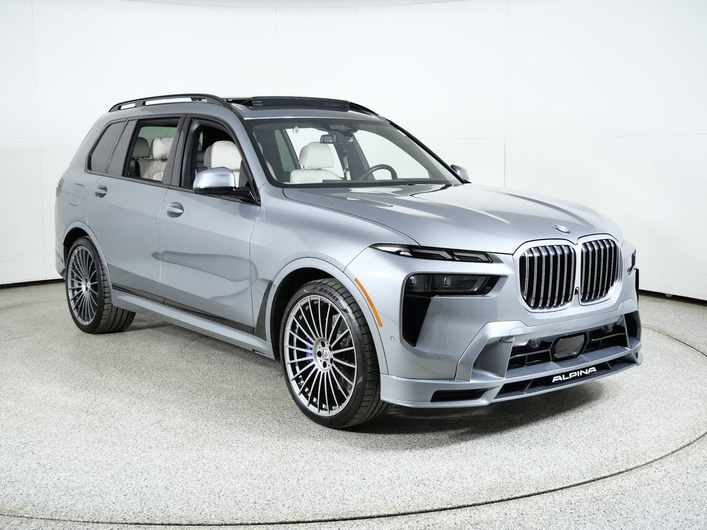 Thumbnail: 2023 BMW X7 - 9