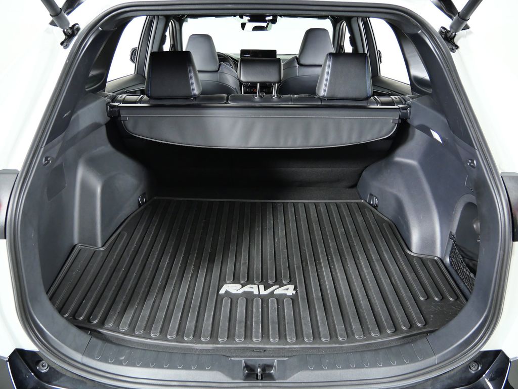 Thumbnail: 2024 Toyota RAV4 - 27