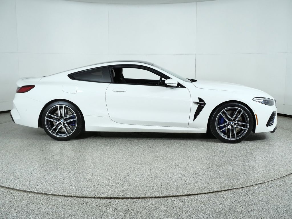 Thumbnail: 2020 BMW M8 - 8