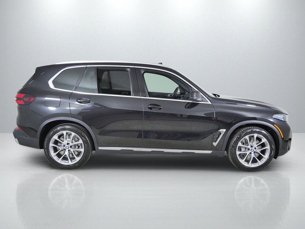 Thumbnail: 2026 BMW X5 - 8