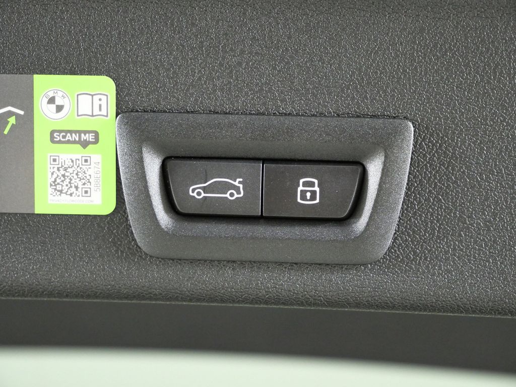 Thumbnail: 2026 BMW X6 - 29