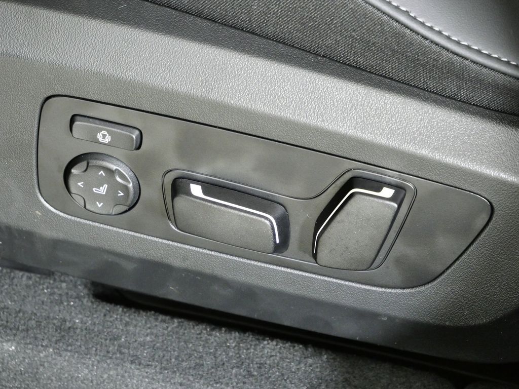 Thumbnail: 2026 BMW X3 - 38