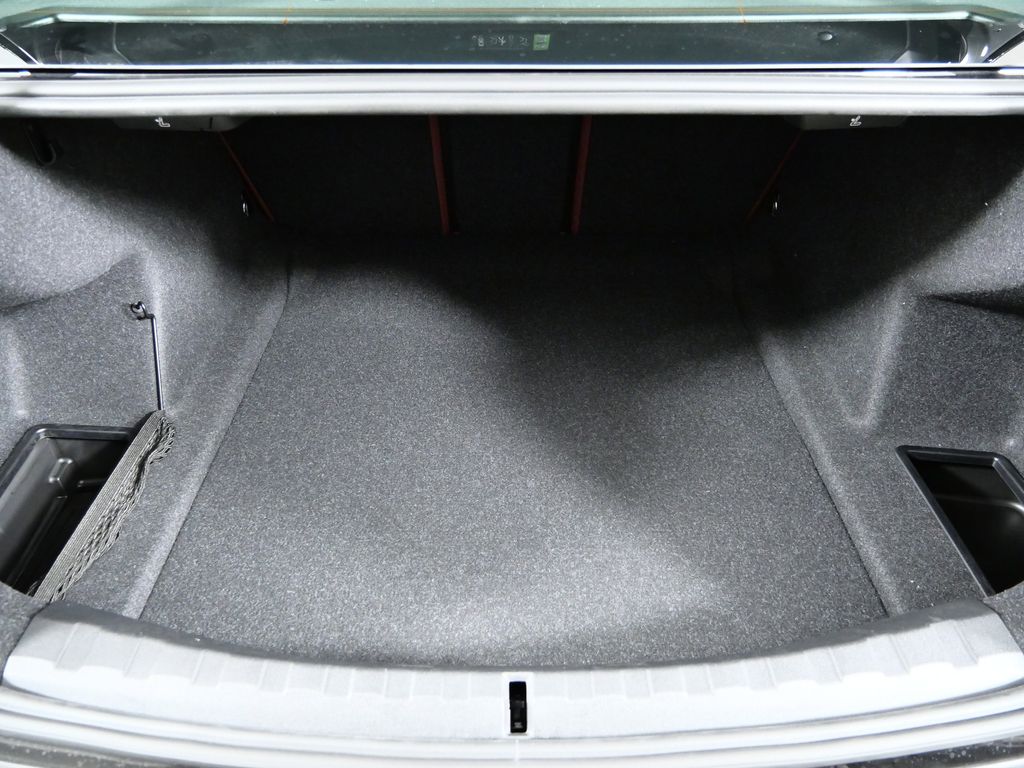 Thumbnail: 2026 BMW 3 Series - 27