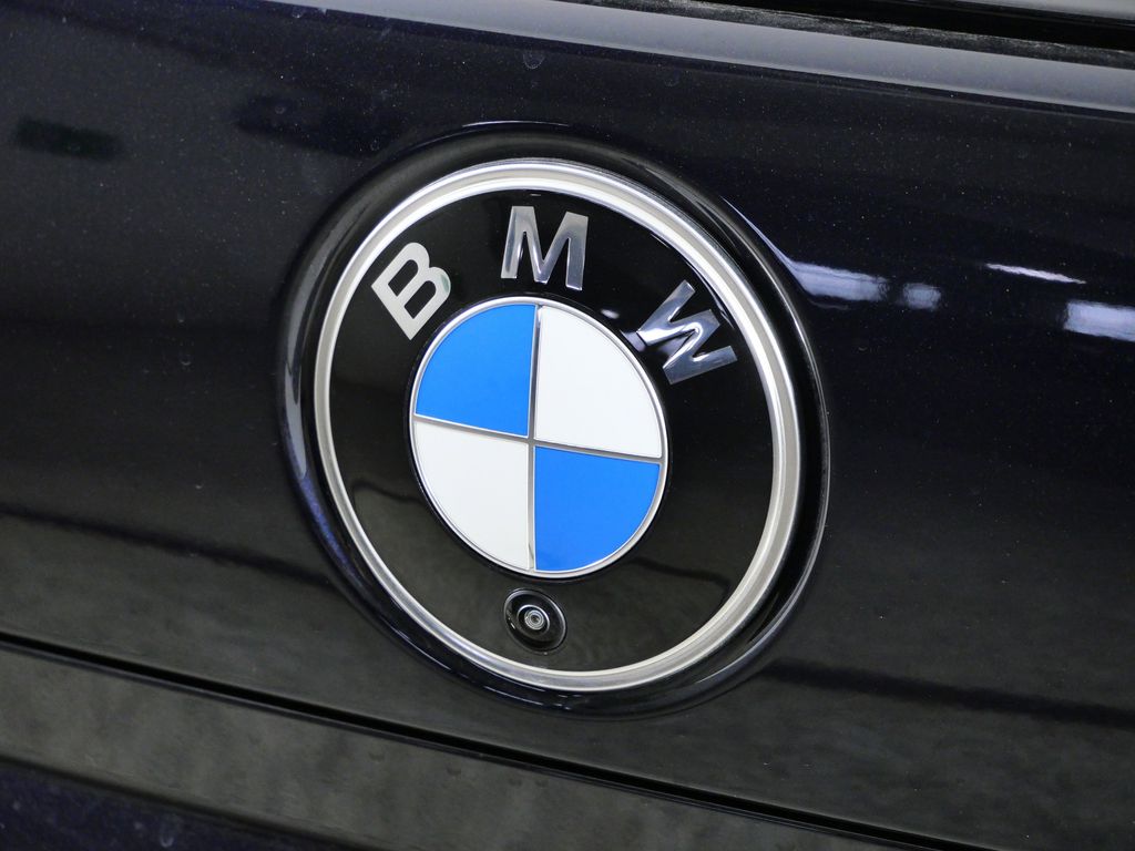 Thumbnail: 2026 BMW 7 Series - 11