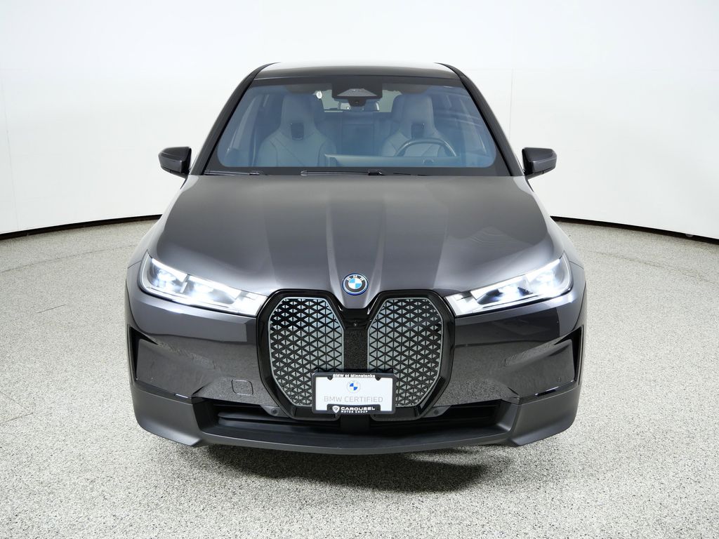 Thumbnail: 2022 BMW iX - 20
