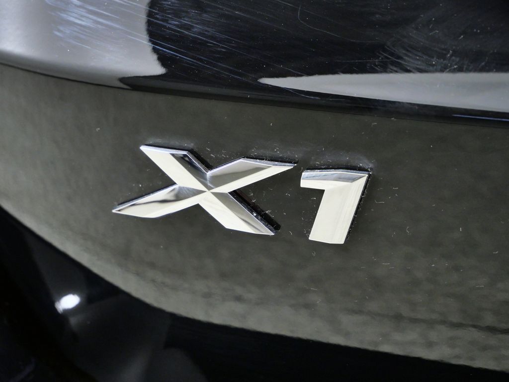 Thumbnail: 2026 BMW X1 - 13