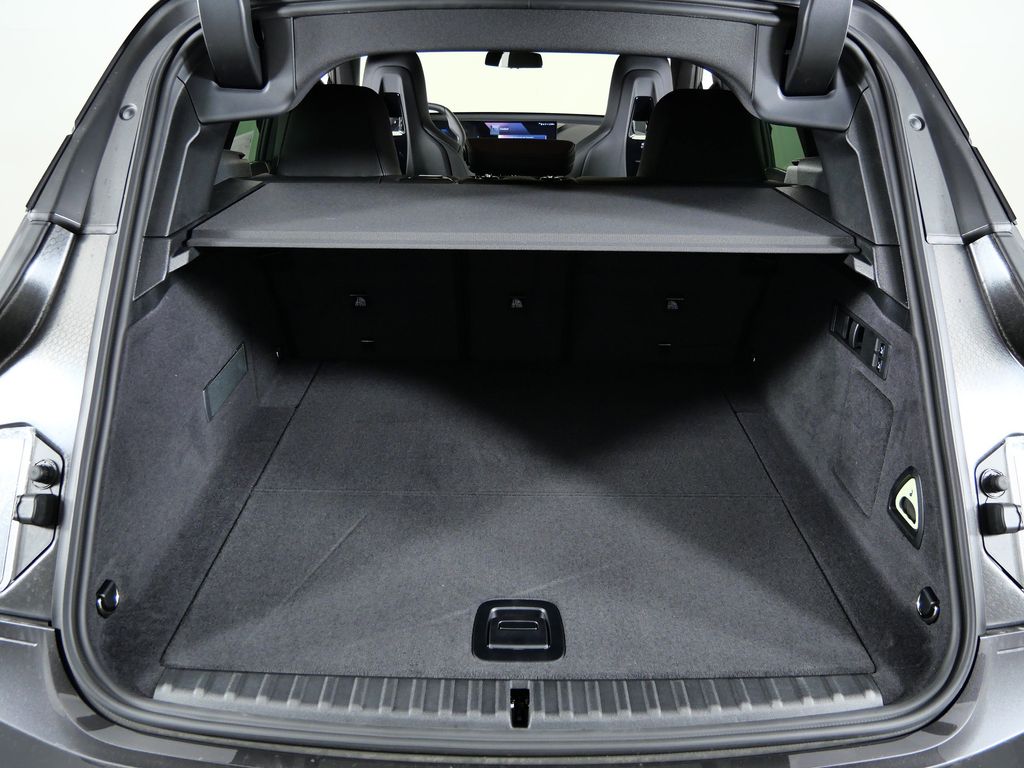 Thumbnail: 2026 BMW iX - 27