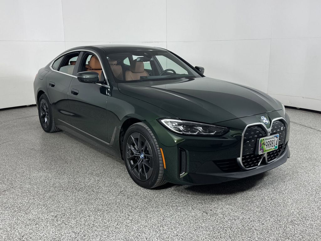 Thumbnail: 2023 BMW i4 - 5