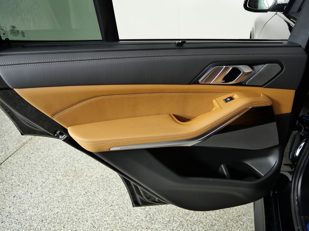 Thumbnail: 2026 BMW X5 - 31