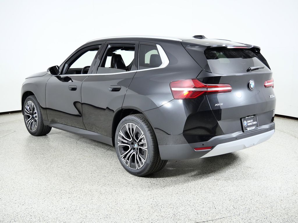 Thumbnail: 2026 BMW X3 - 14