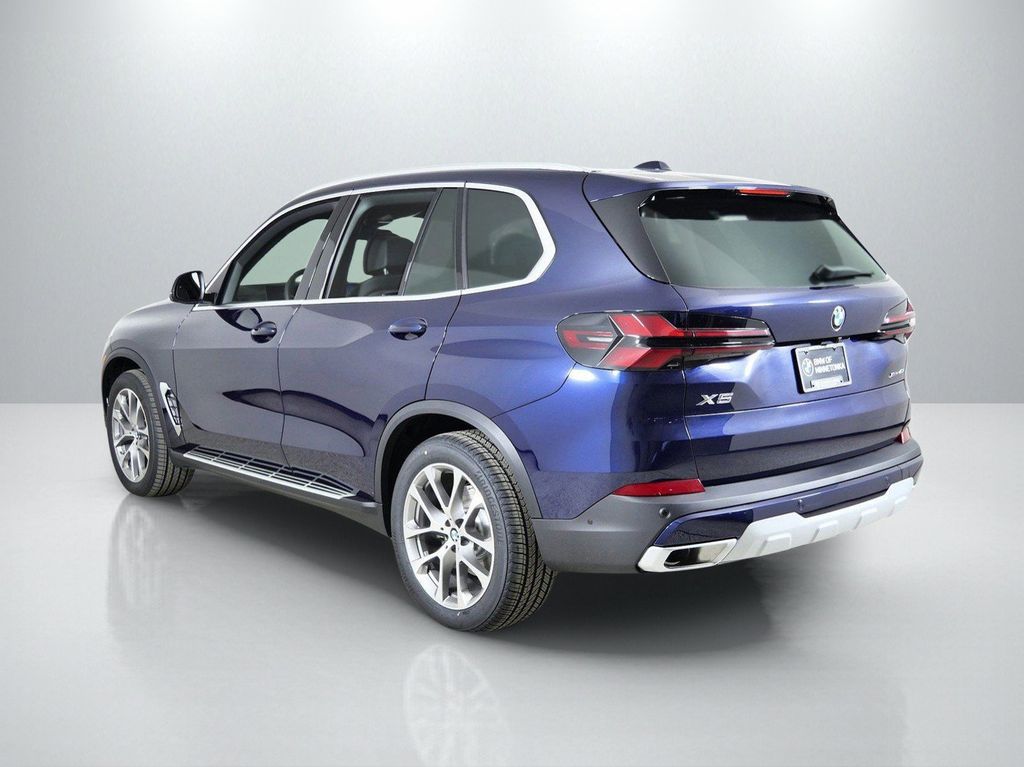 Thumbnail: 2026 BMW X5 - 15