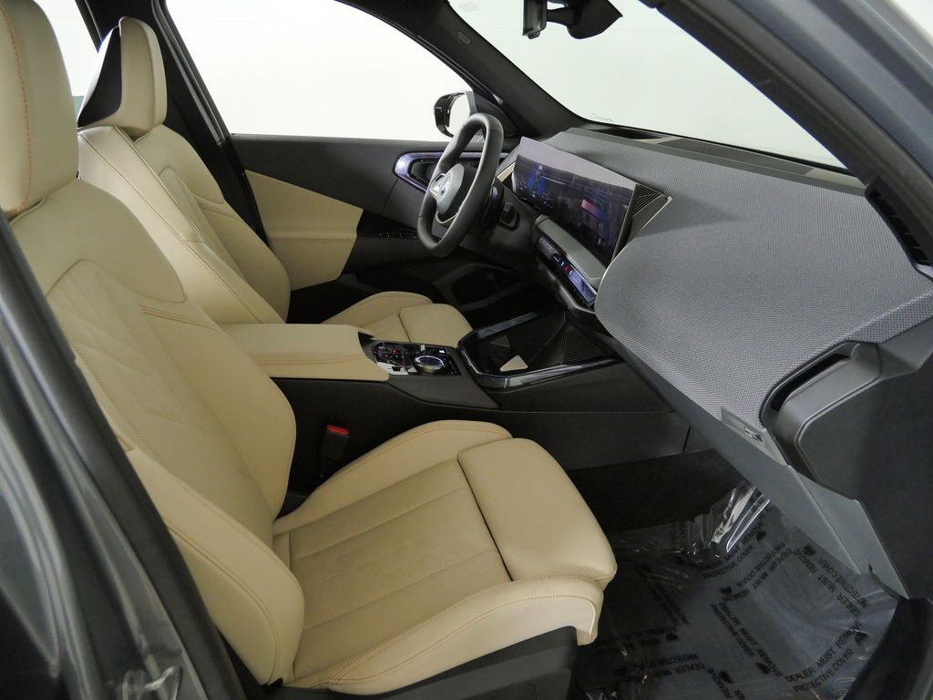 Thumbnail: 2025 BMW X3 - 24