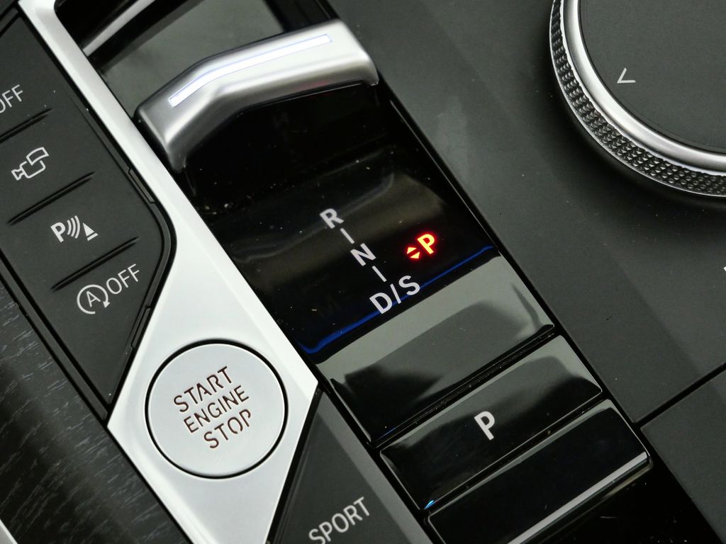 Thumbnail: 2025 BMW 3 Series - 51