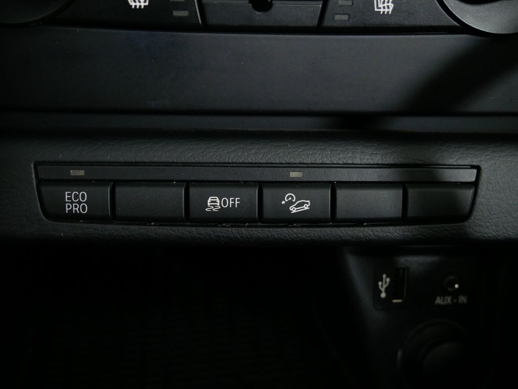 Thumbnail: 2014 BMW X1 - 43