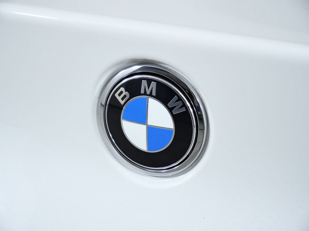 Thumbnail: 2009 BMW Z4 - 12