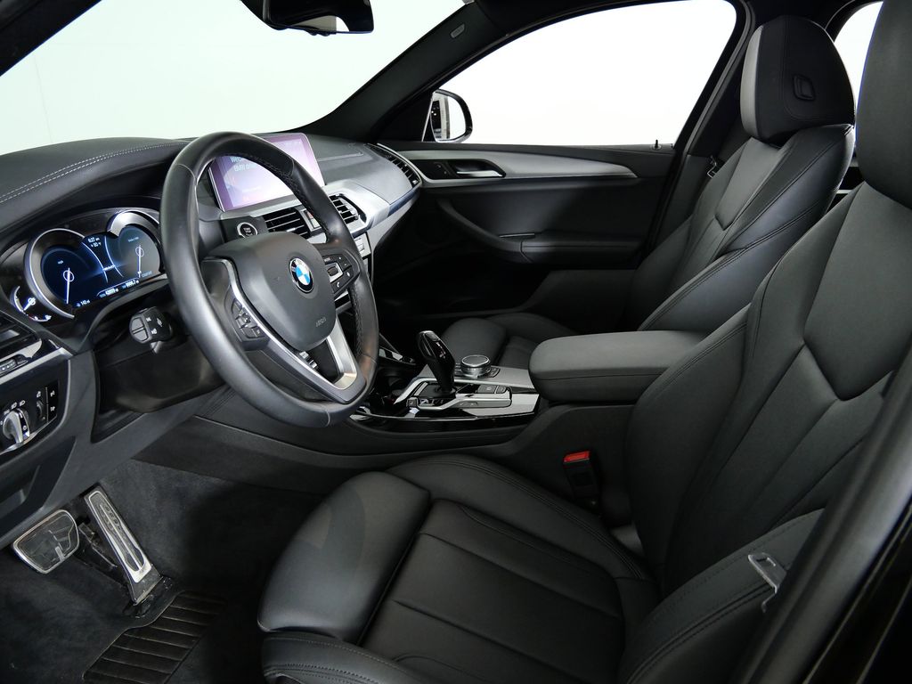 Thumbnail: 2019 BMW X4 - 34