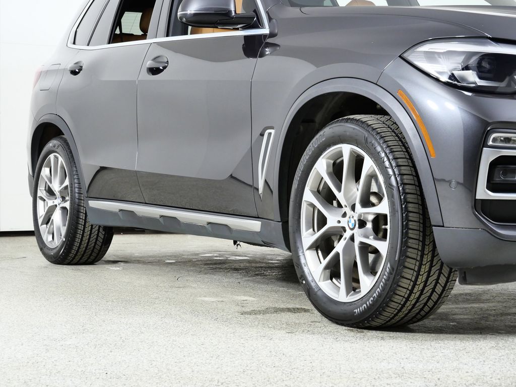 Thumbnail: 2021 BMW X5 - 7