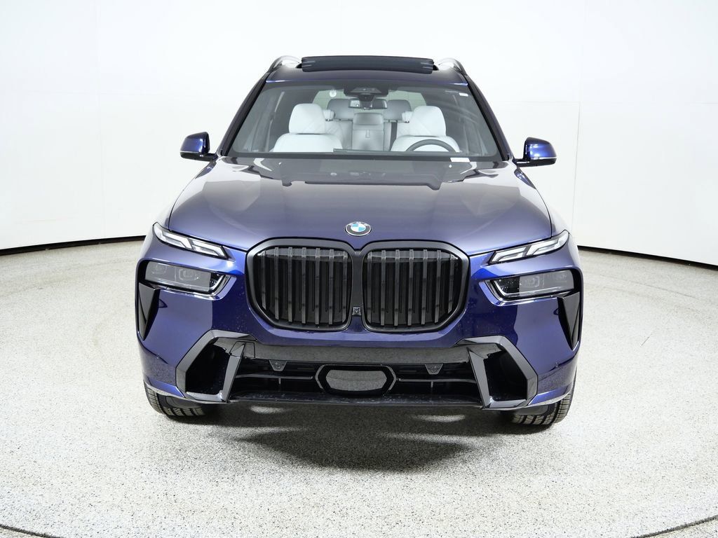 Thumbnail: 2026 BMW X7 - 4