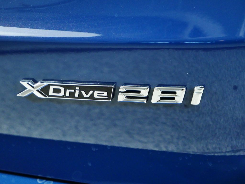 Thumbnail: 2026 BMW X1 - 10