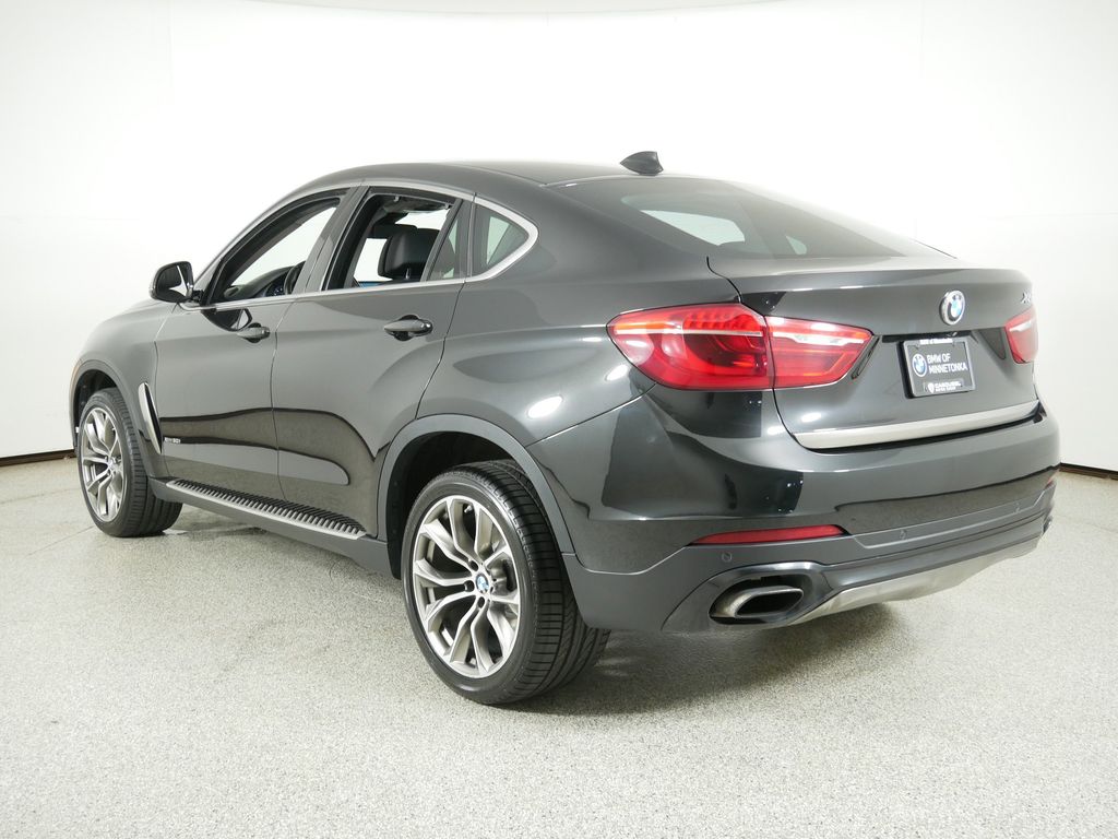 Thumbnail: 2016 BMW X6 - 13