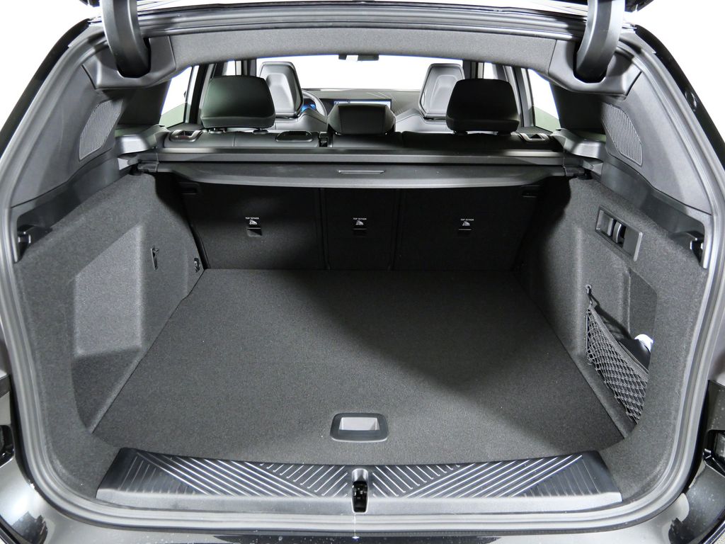 Thumbnail: 2026 BMW X3 - 28