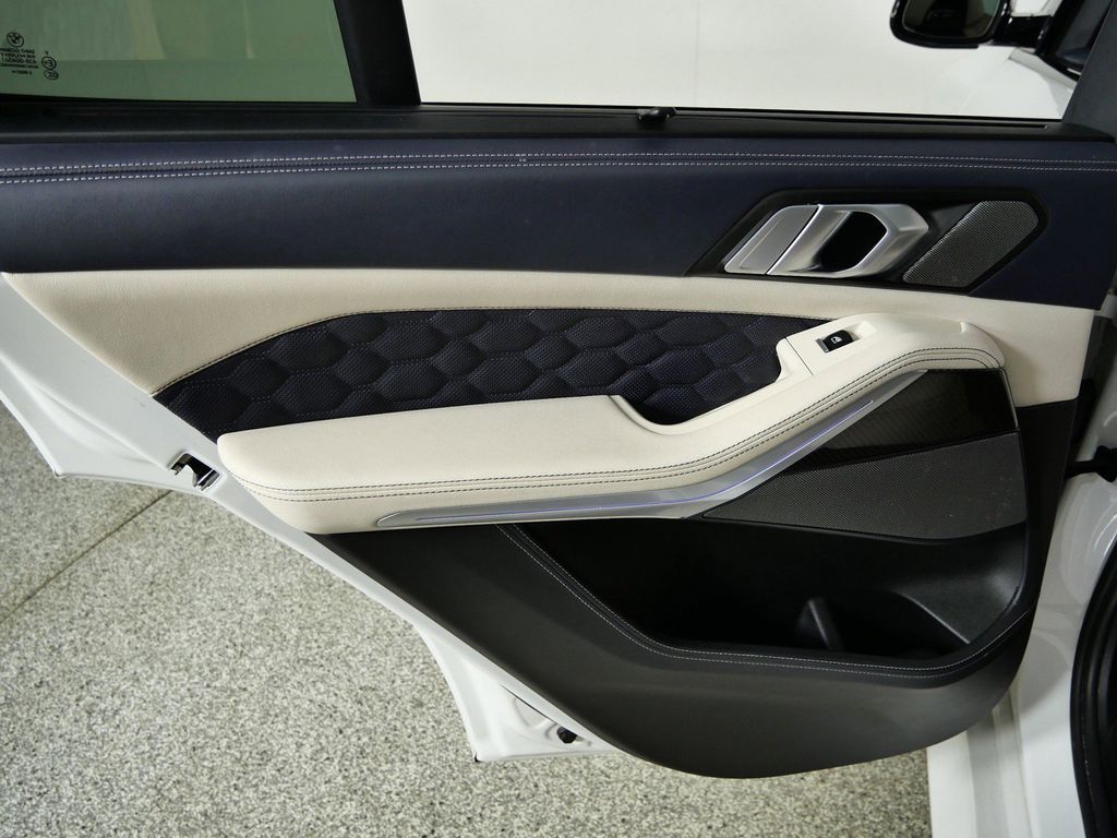 Thumbnail: 2023 BMW X5 - 30