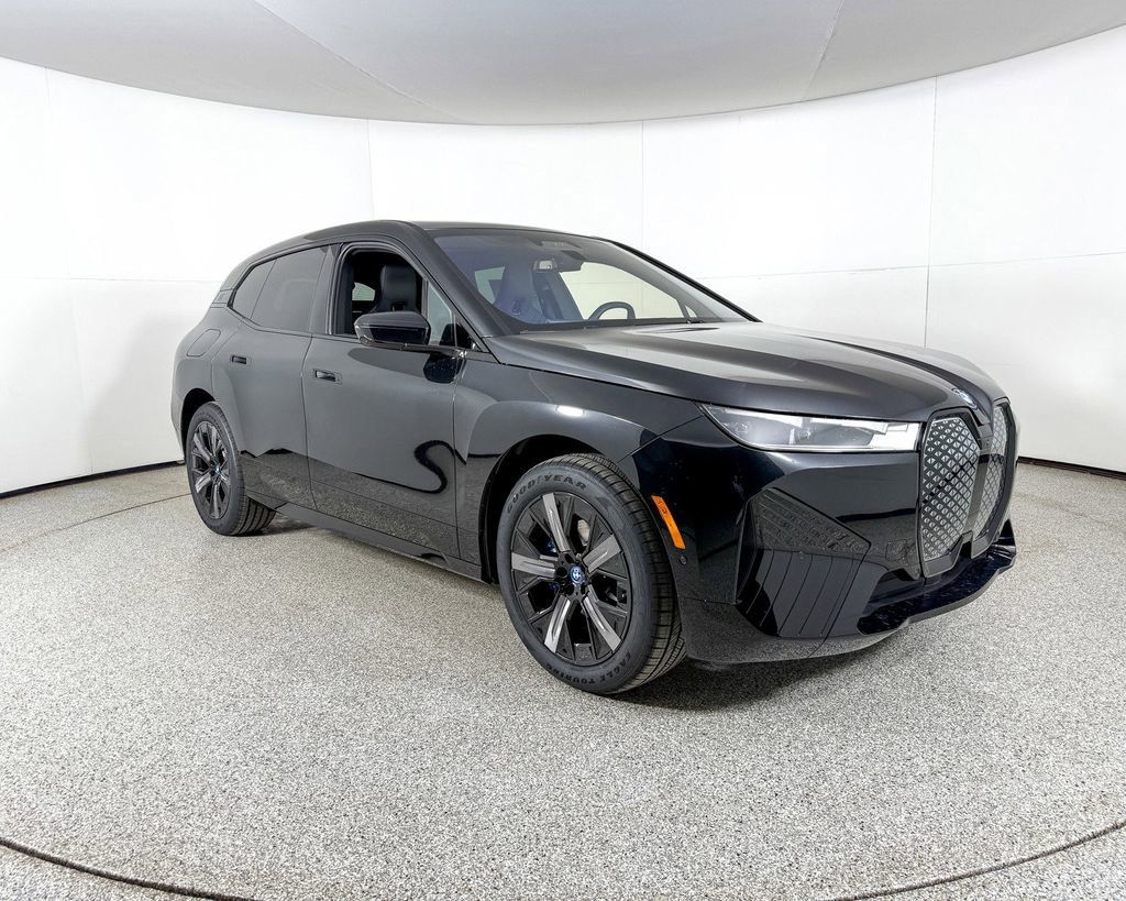 Thumbnail: 2025 BMW iX - 6