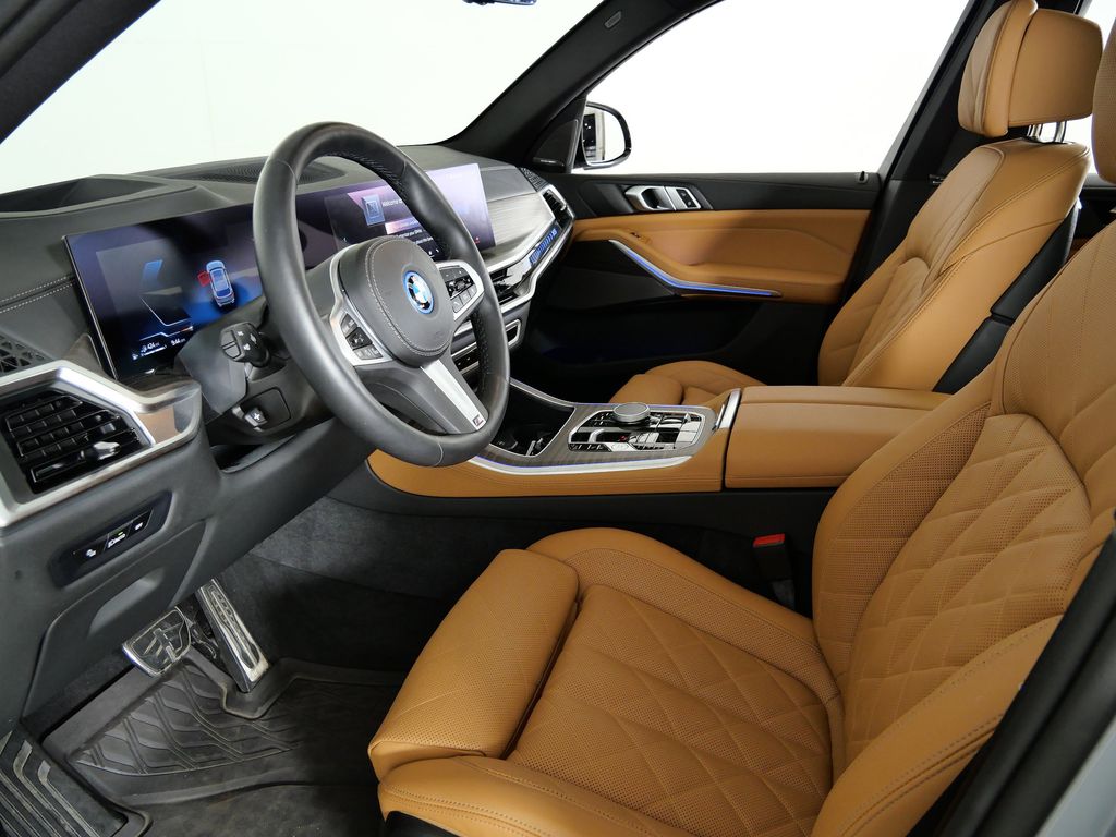 Thumbnail: 2025 BMW X5 - 34