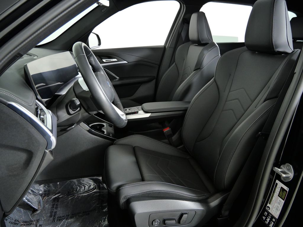 Thumbnail: 2025 BMW X1 - 38