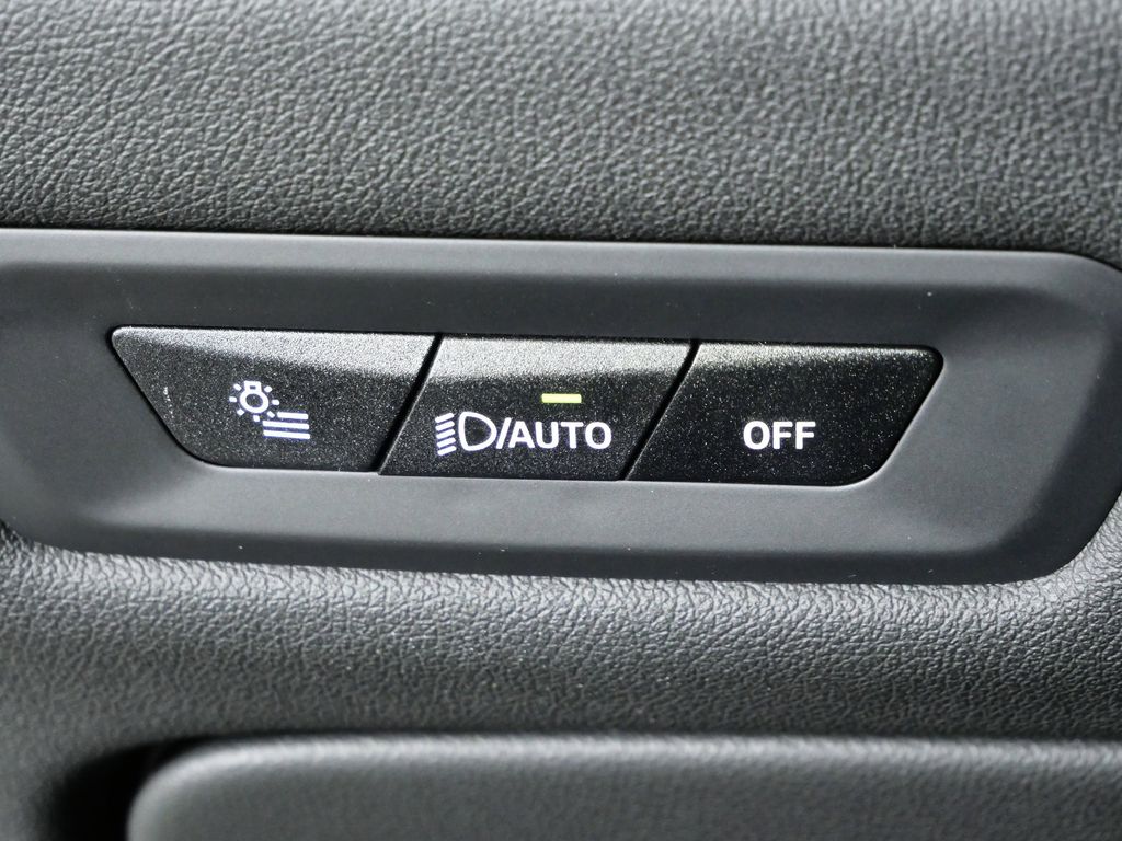 Thumbnail: 2026 BMW X5 - 42