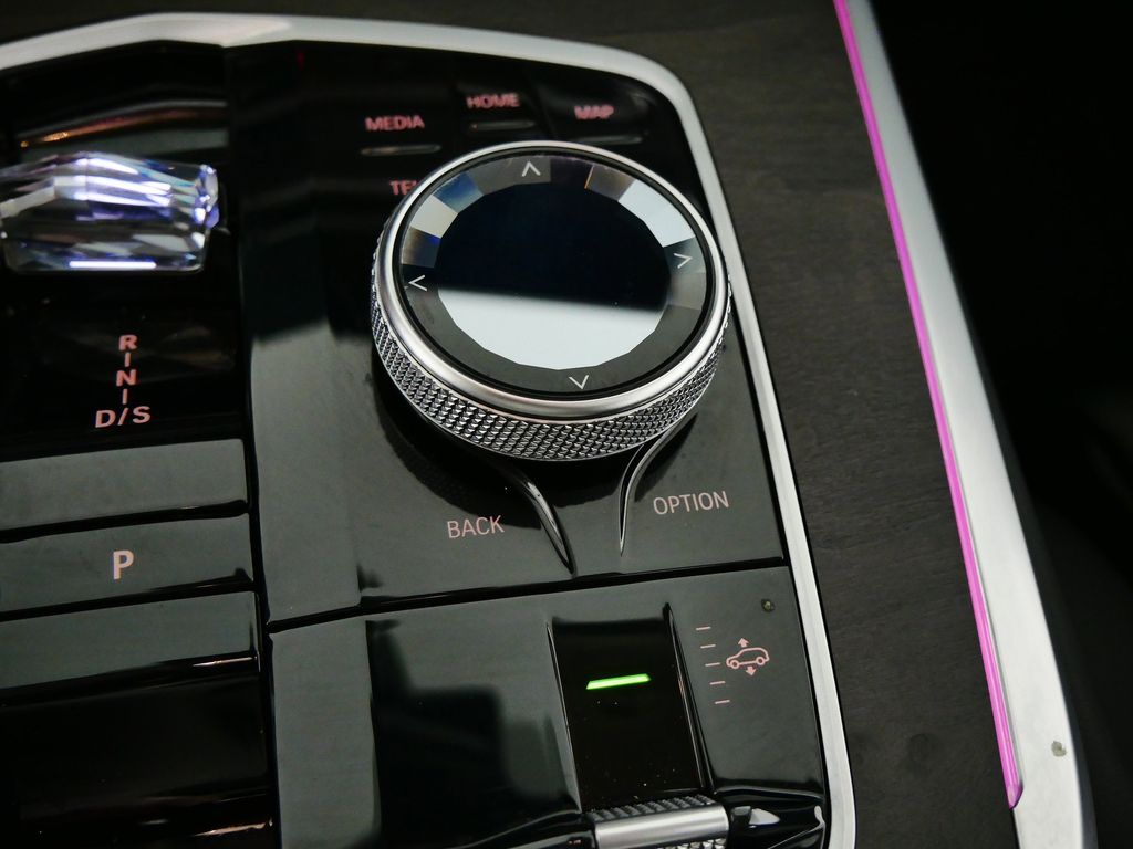 Thumbnail: 2024 BMW X7 - 44