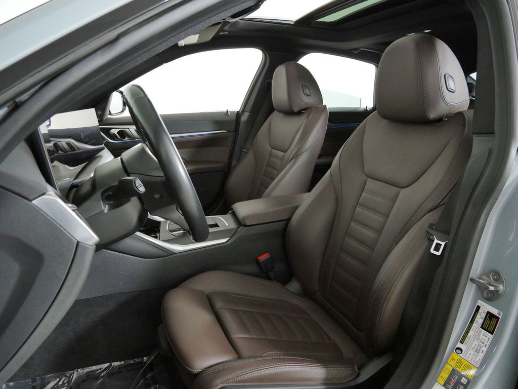 Thumbnail: 2023 BMW i4 - 39