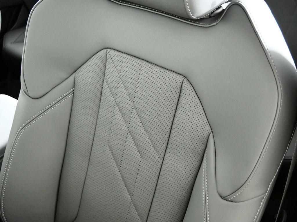 Thumbnail: 2025 BMW X3 - 41