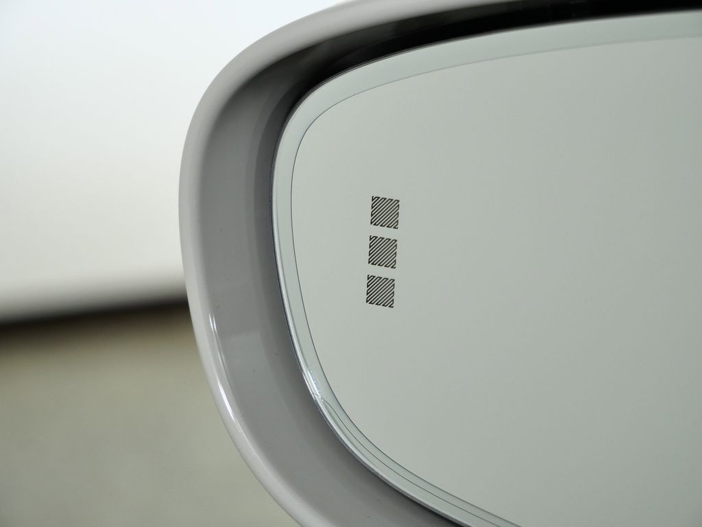 Thumbnail: 2023 Porsche 911 - 31