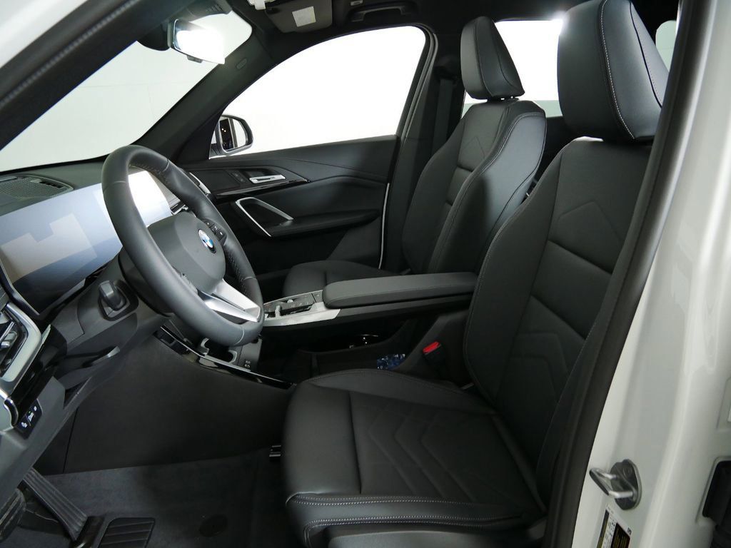 Thumbnail: 2025 BMW X1 - 33